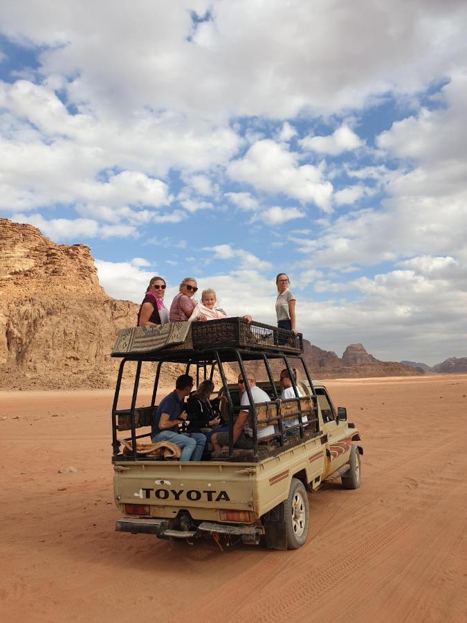 Wadi Rum Time Camp Esterno foto
