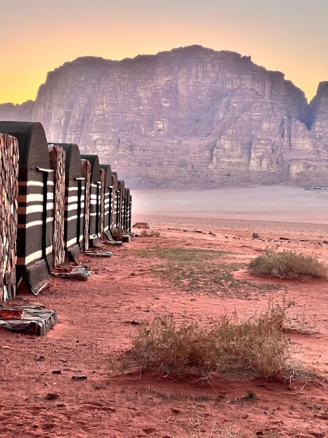 Wadi Rum Time Camp Esterno foto